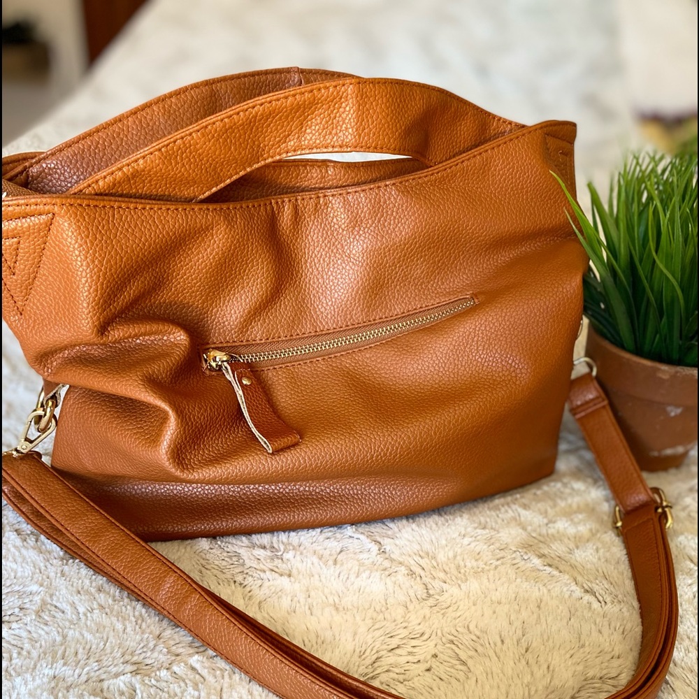 Leather brown hand bag
